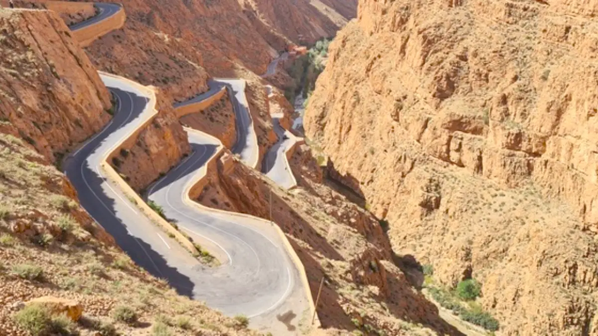 Winding mountain road on a Morocco itinerary 3 days road trip